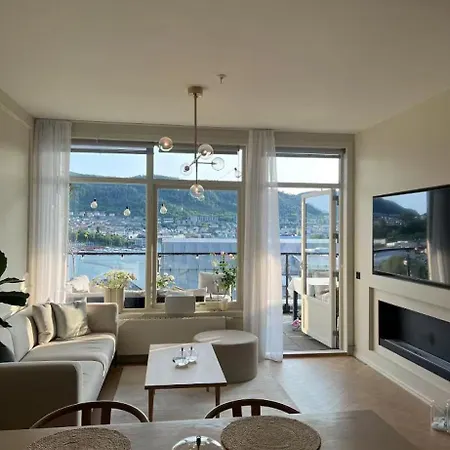 דירה With A View Close To Cuty